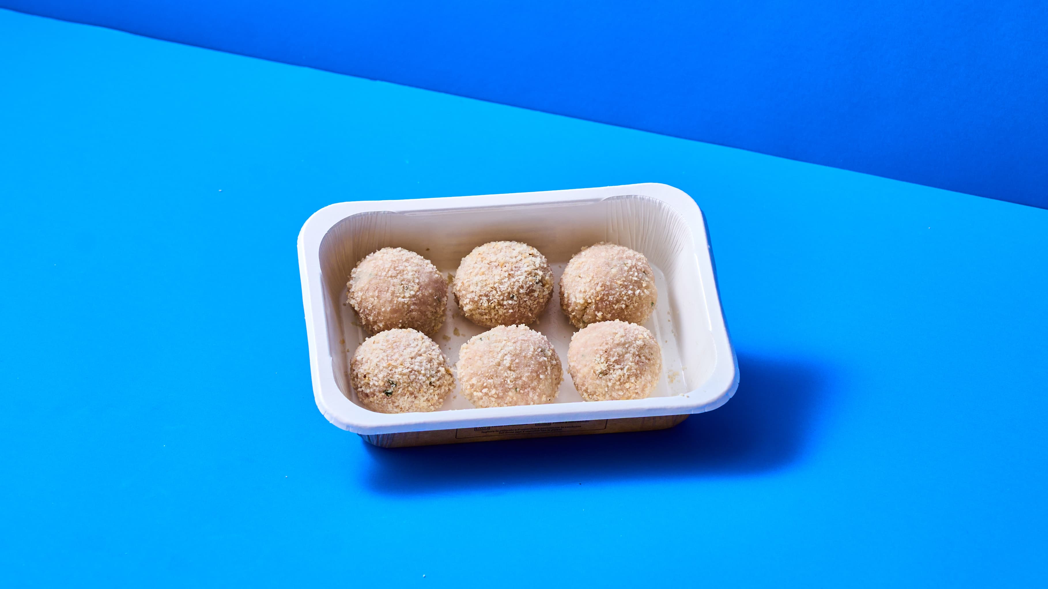 Polpette di Pesce spada con mandorle salate e salsa ai pomodorini confit - 2