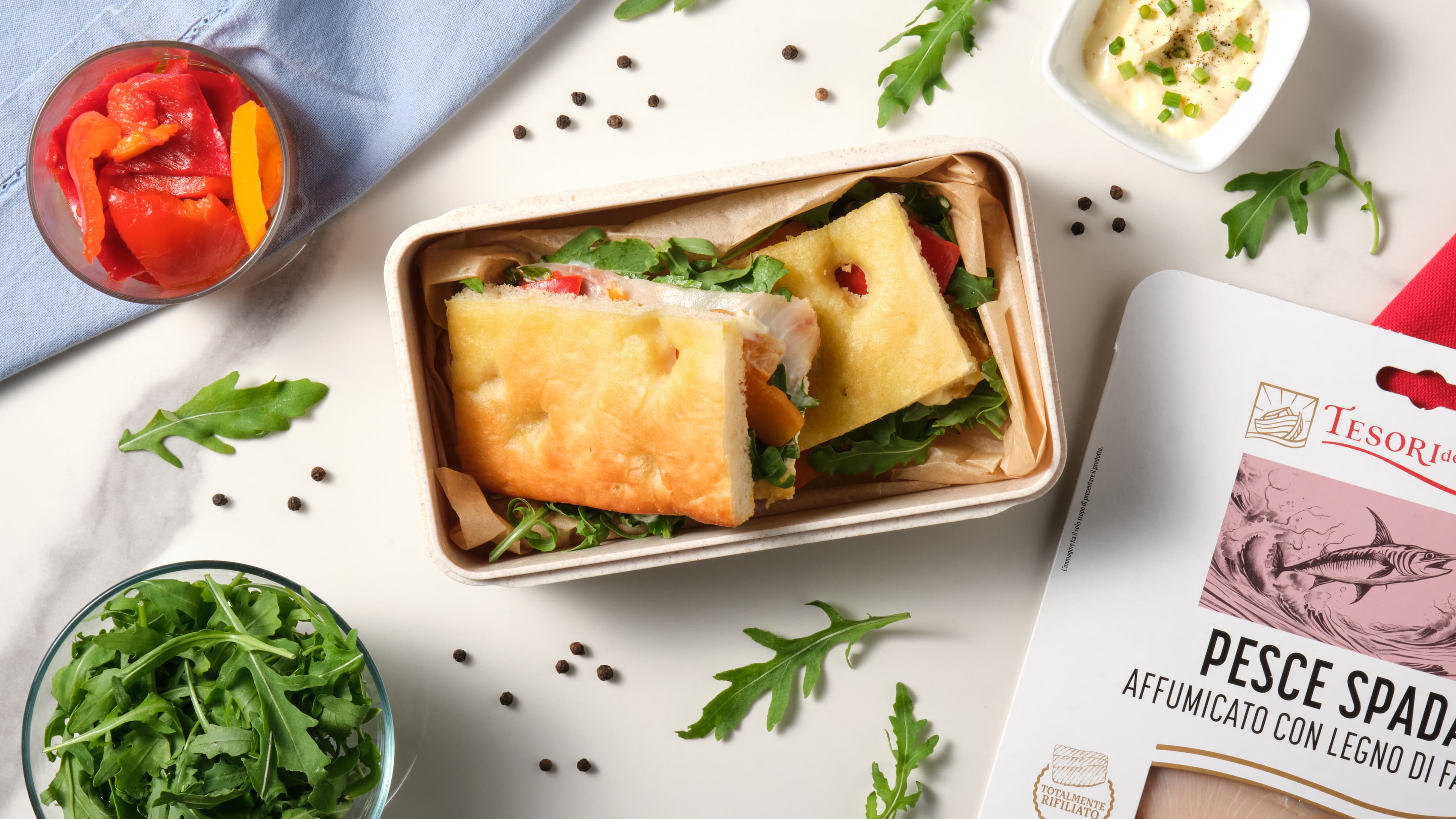 Focaccia farcita con pesce spada e peperoni