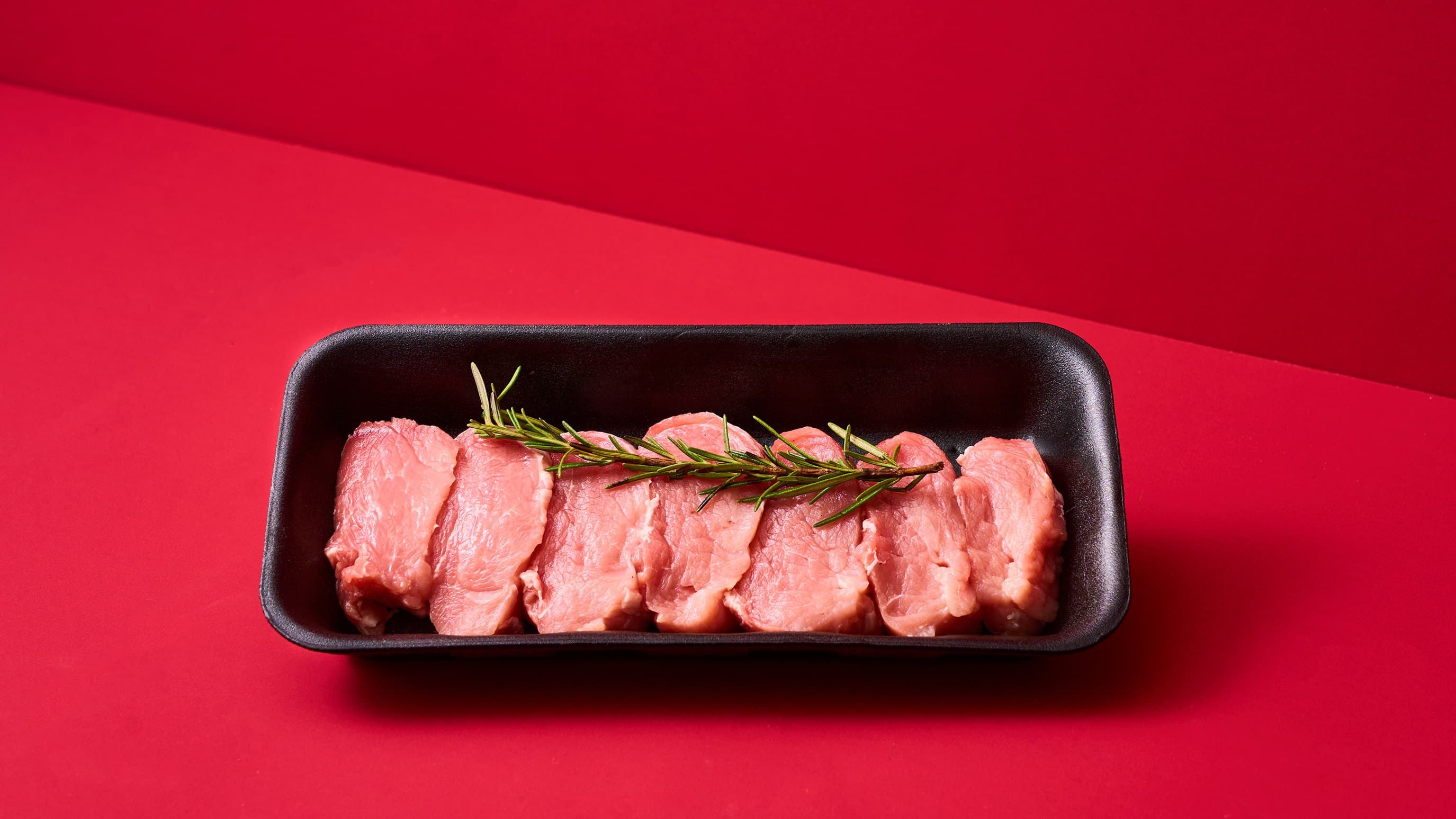Tagliata di filetto al rosmarino con asparagi saltati - 2